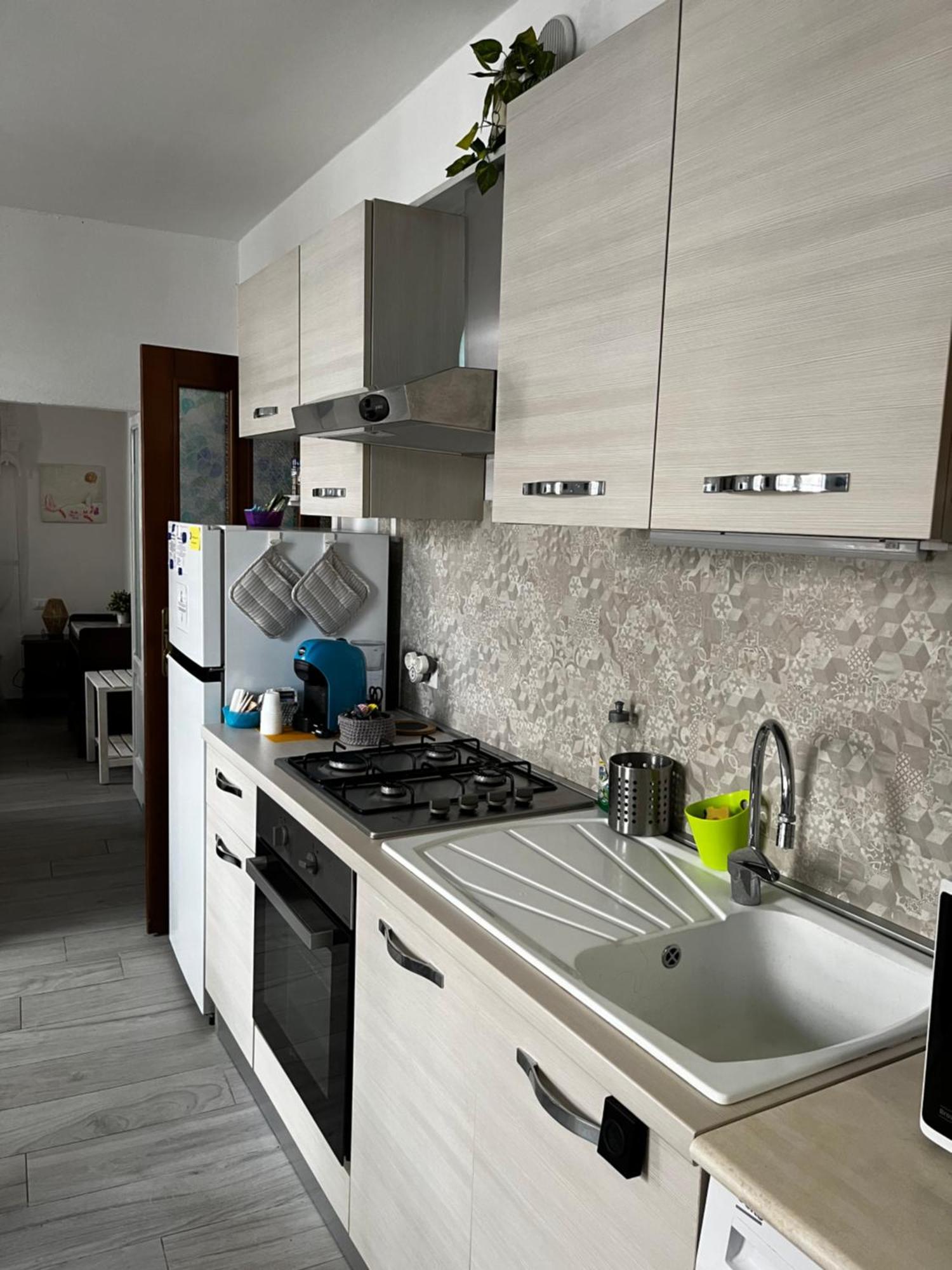 Casa Giulietta - Lonato Del Garda Apartment Luaran gambar