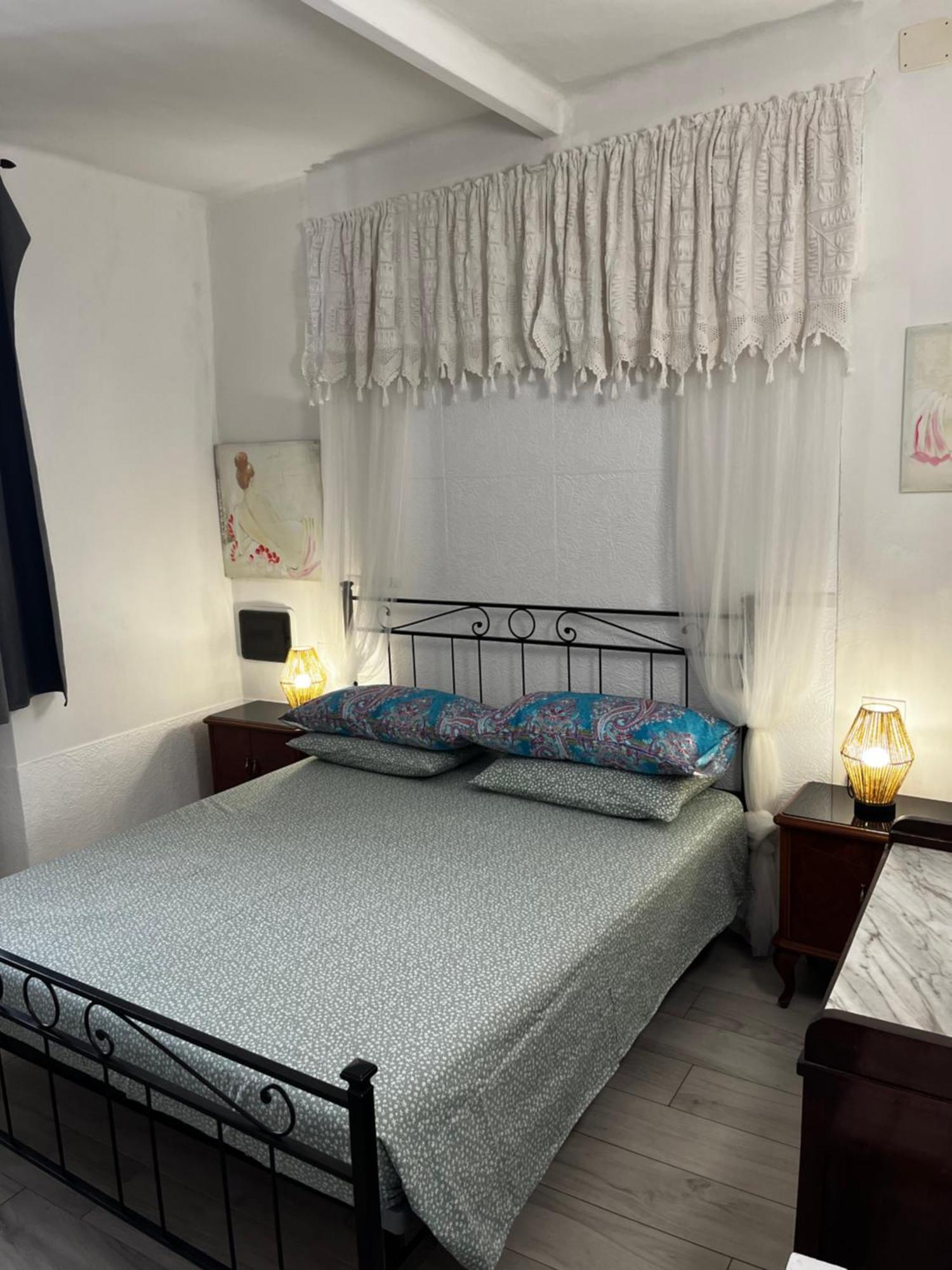 Casa Giulietta - Lonato Del Garda Apartment Luaran gambar